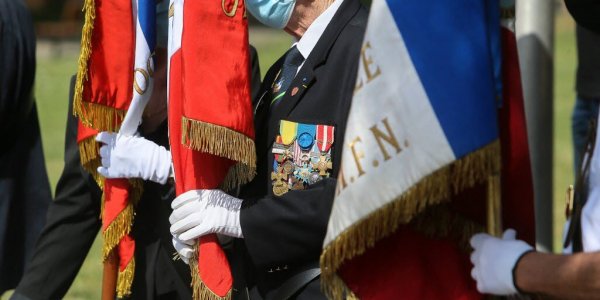 CÉRÉMONIE DU 8 MAI